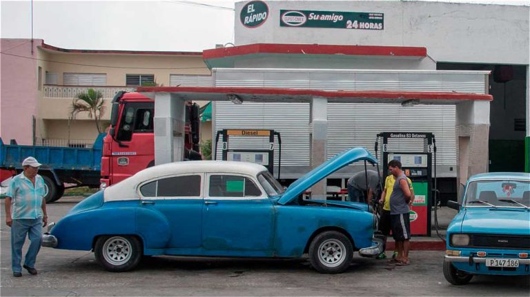 Interrumpen suministro de combustible a vehículos privados y clases presenciales en Villa Clara