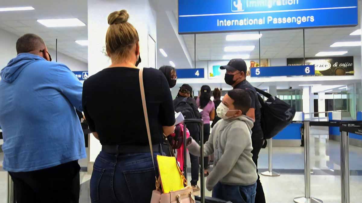 cubanos aeropuerto guyana