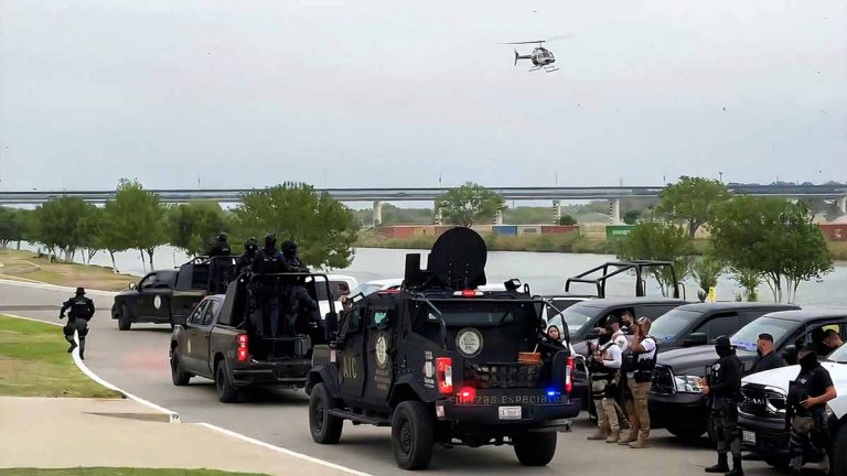 México despliega efectivos militares a orillas del Río Bravo para evitar el cruce de migrantes (+Fotos y Video)