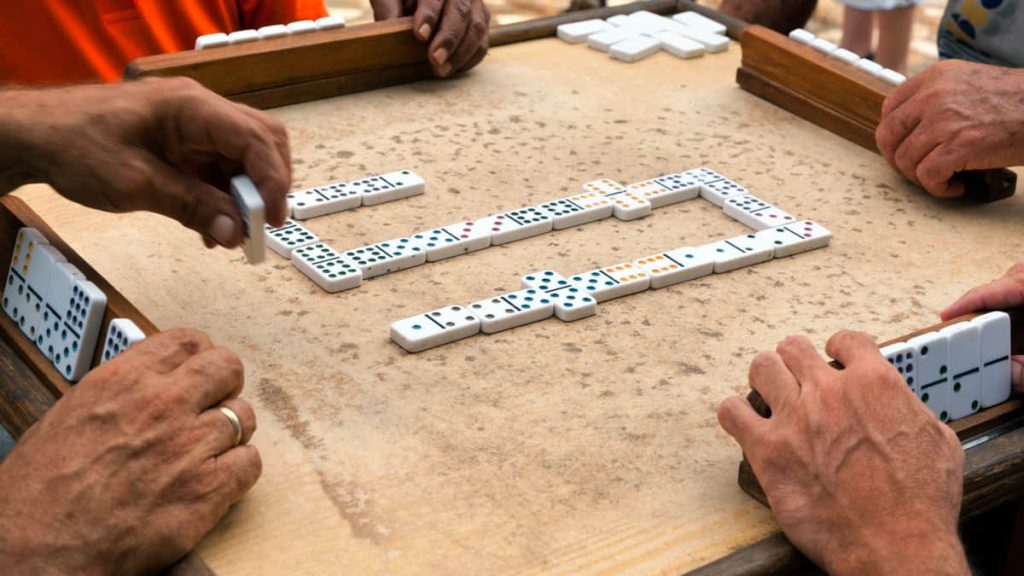 mesa domino cuba
