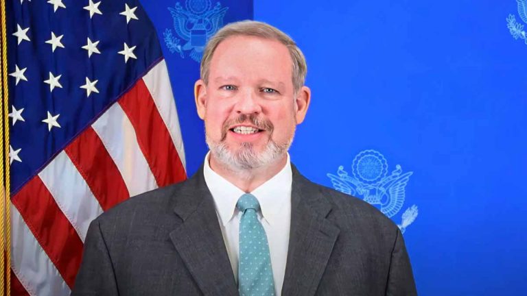 Embajada de Estados Unidos en Cuba reiniciará servicios consulares en La Habana