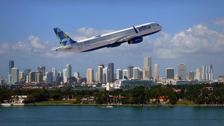Aerolíneas de EEUU informan nuevos requisitos sanitarios para volar desde Cuba
