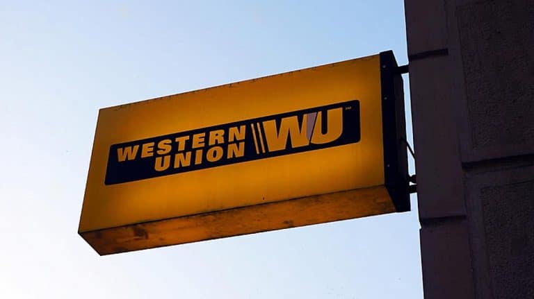 Reanuda Western Union envío de remesas a Cuba